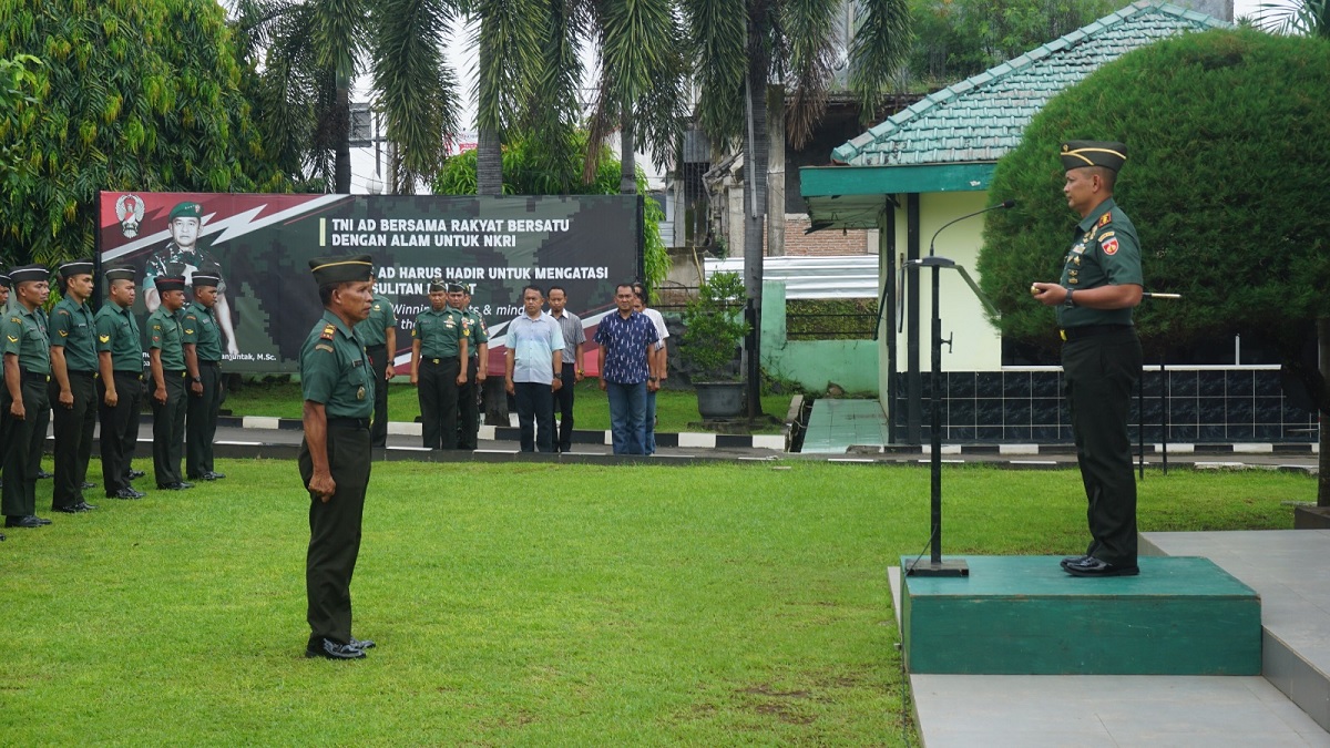 Dandim batang pimpin rapat