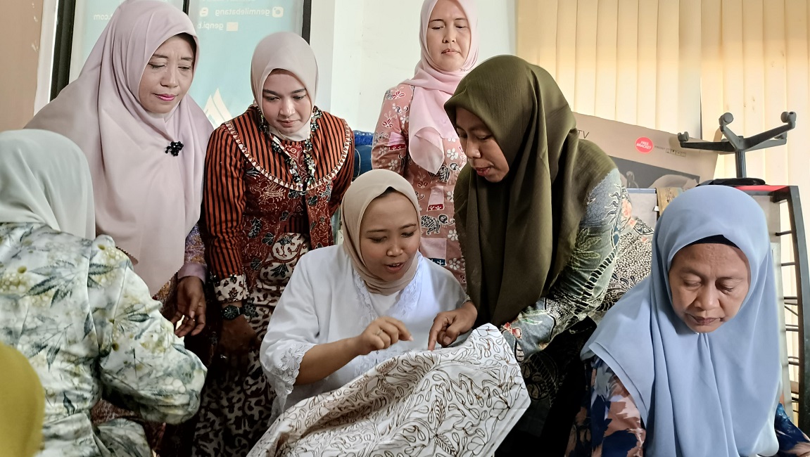 Batik rifaiyah bu faiz btg